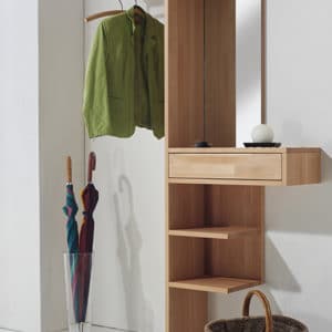 Garderobe Cubik in Buche