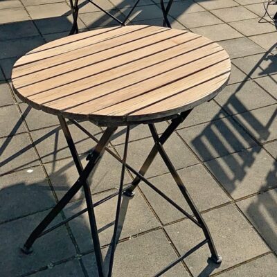 Gartentisch Robinie rund (2)